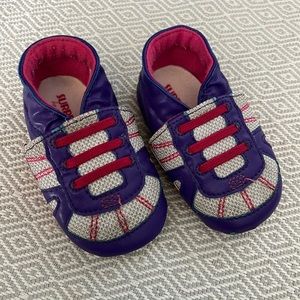 6-12 month Surprise by Stride Rite soft shoes